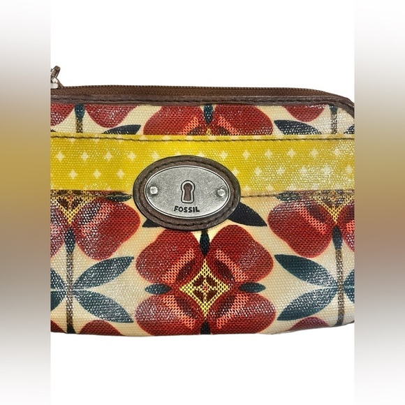 Fossil Wristlet Keyper Coated Canvas Wristlet - Picture 4 of 9